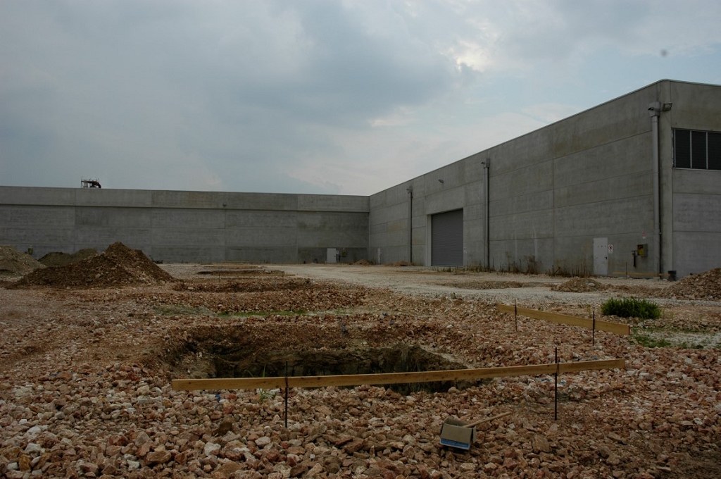 PREPARAZIONE DEL CANTIERE EDILE E SISTEMAZIONE DEL TERRENO